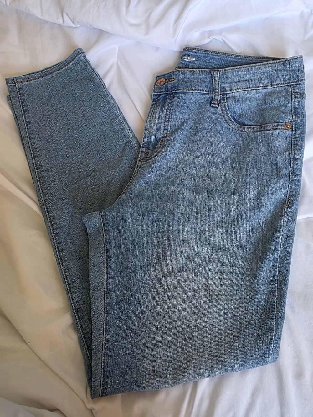 Old Navy Classic Light Blue Women’s Mid Rise Skinny Denim Jeans Size 12
